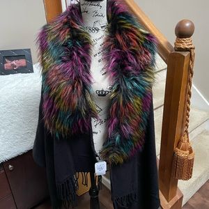NWT faux fur trim cape